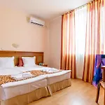 Hotel Tiva Del Mar 4*