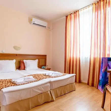 Hotell Tiva Del Mar 4*