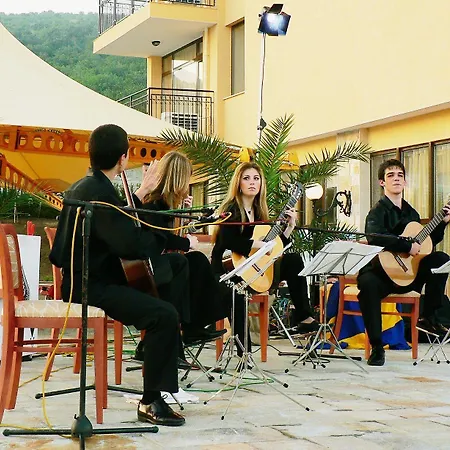 فندق Tiva Del Mar 4*